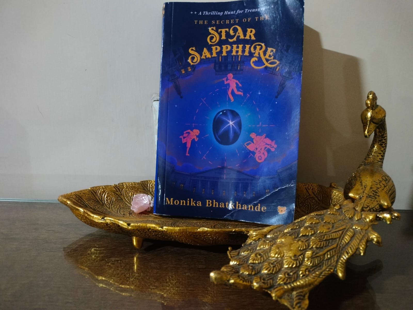 Review: The Secret of the Star Sapphire