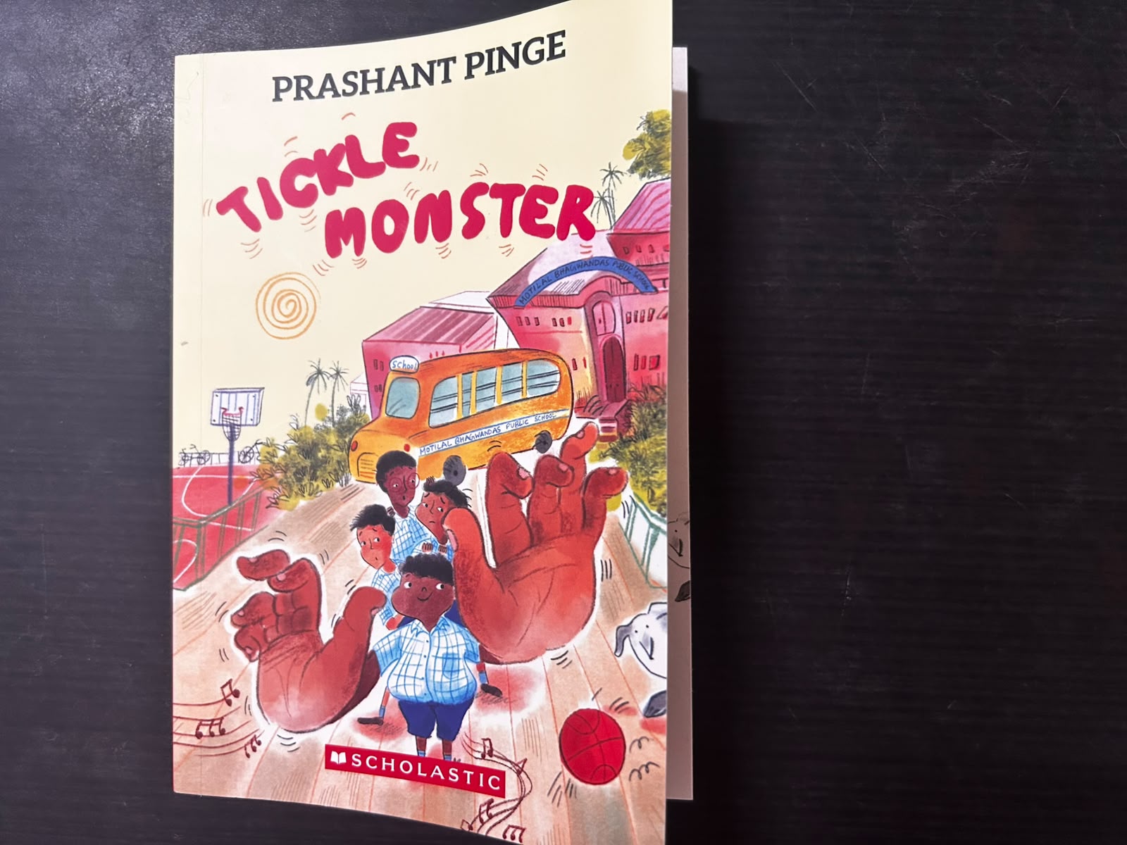 Tickle Monster –  when your fingers have a mind of their own! [Review]